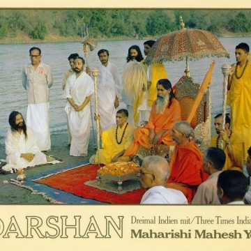 darshan cover Book review: Darshan – Three Times India with Maharishi Mahesh Yogi
